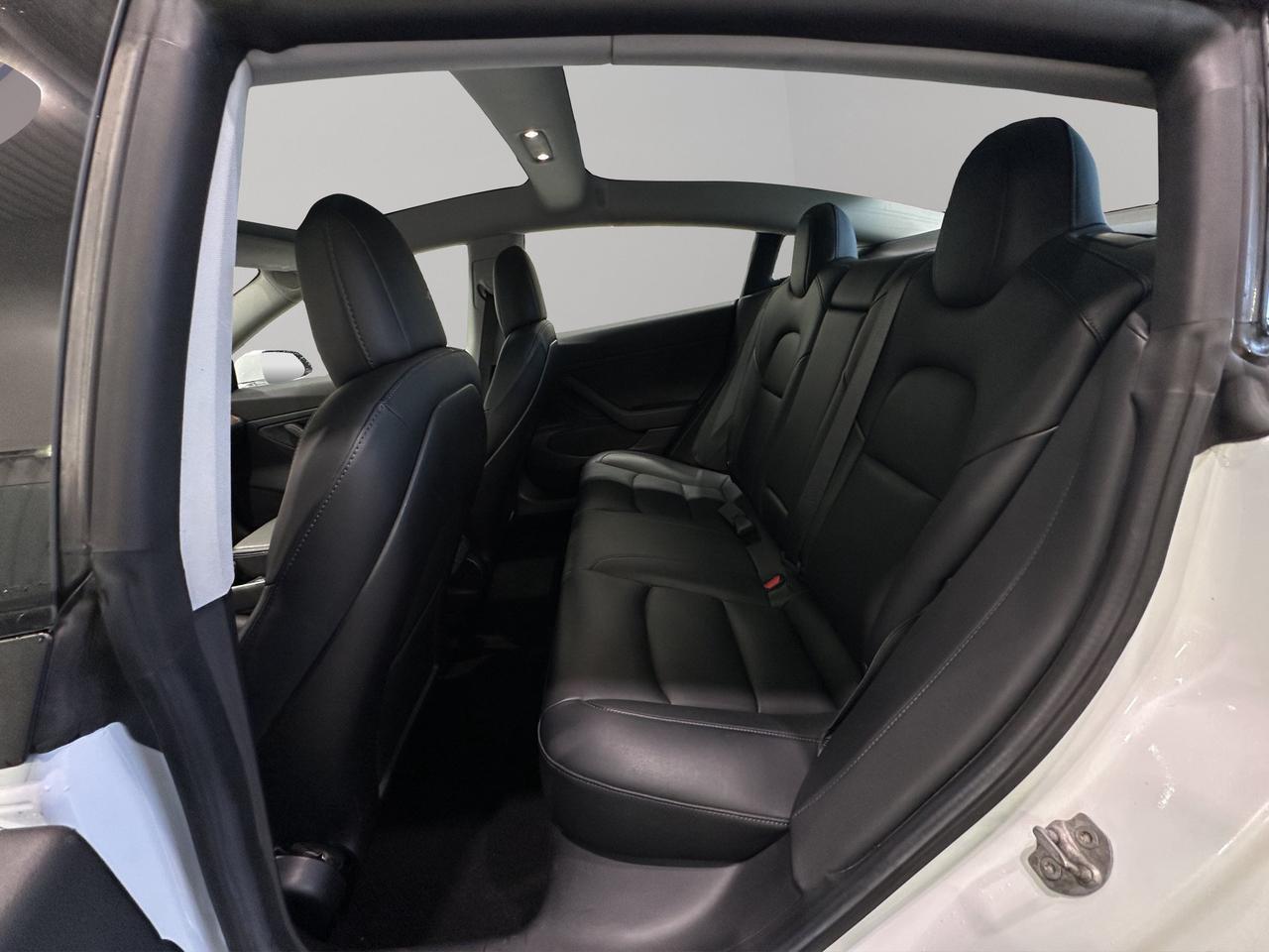 2019 Tesla Model 3 Long Range | Reverse Cam | Heated Seats Photo
