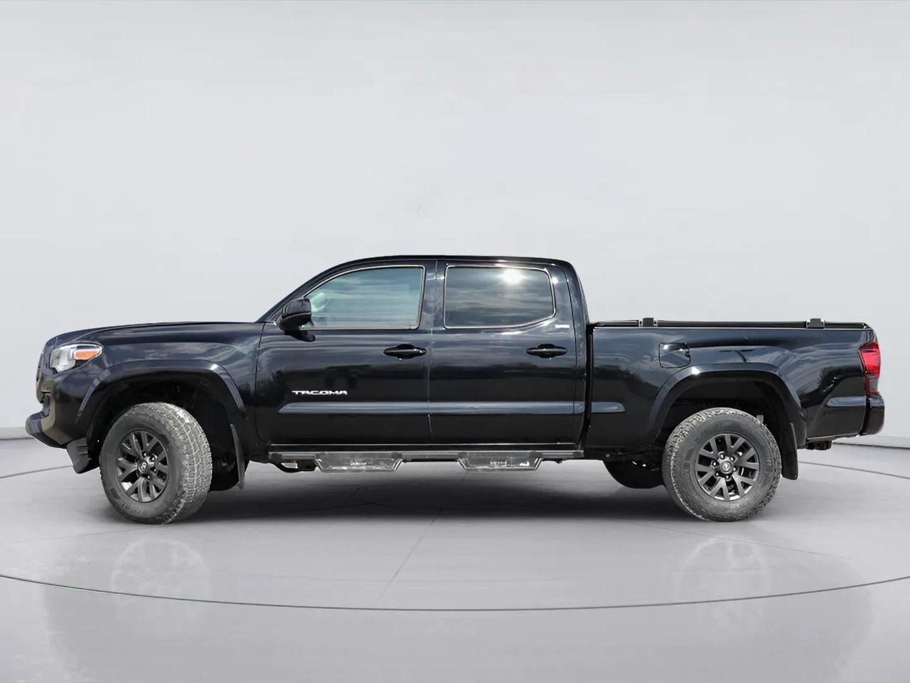 2023 Toyota Tacoma V6 Photo