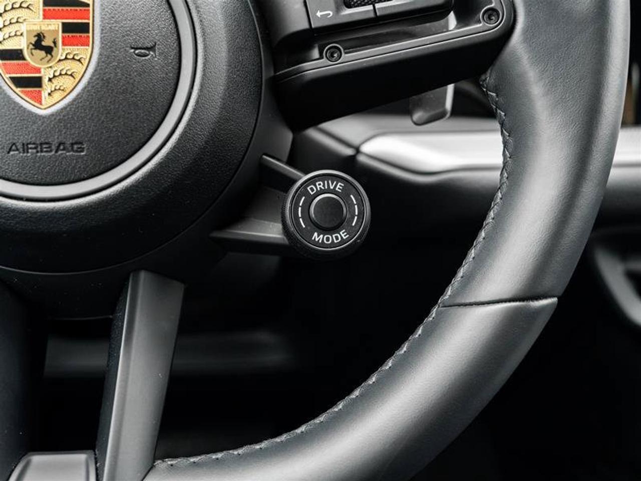 2024 Porsche Cayenne Base Photo