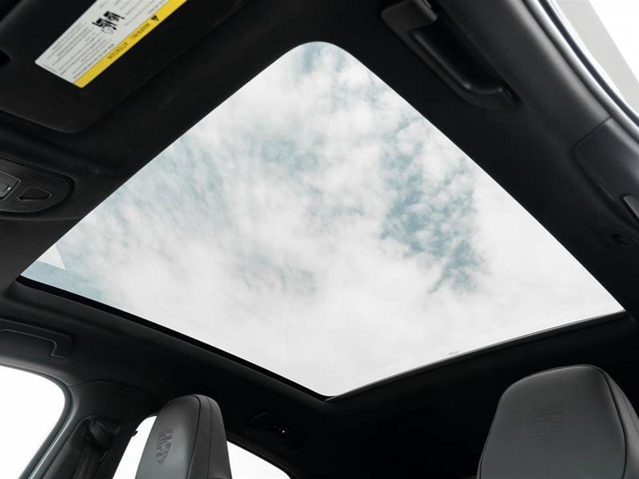2024 Porsche Cayenne Base Photo