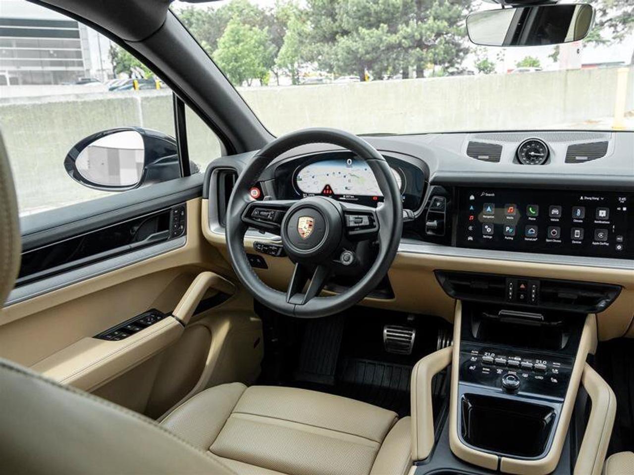 2024 Porsche Cayenne S Photo