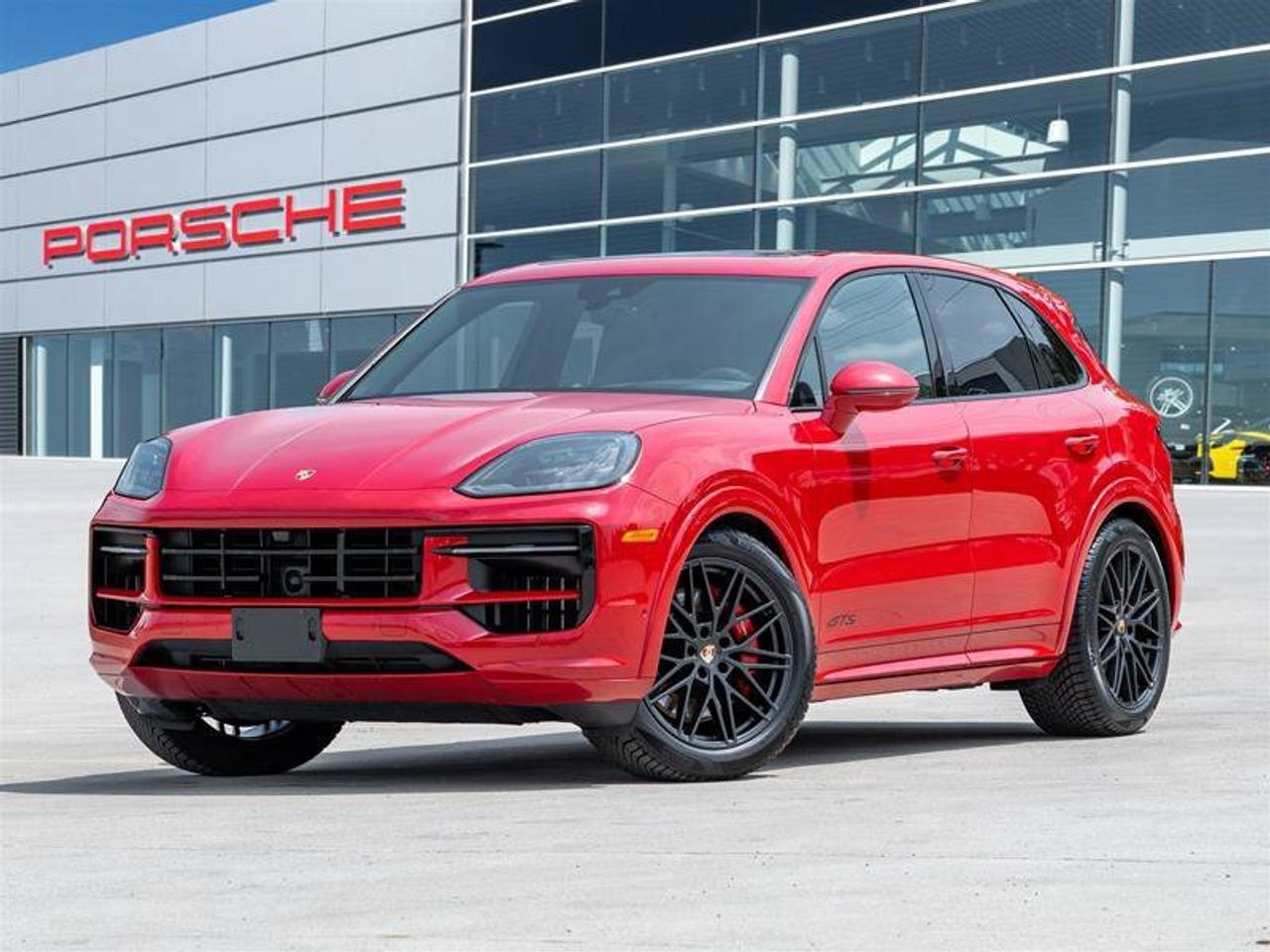 2025 Porsche Cayenne GTS Photo0