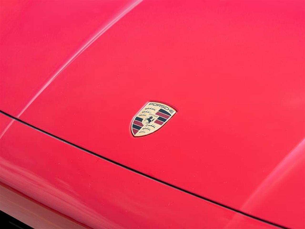 2025 Porsche Cayenne GTS Photo