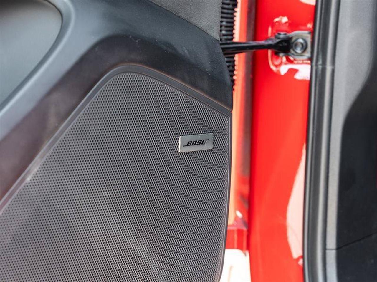 2025 Porsche Cayenne GTS Photo