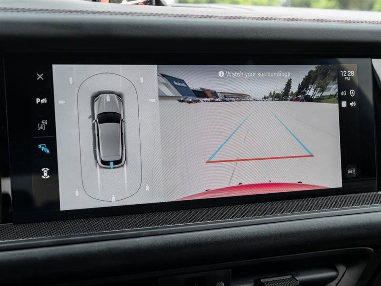 2025 Porsche Cayenne GTS Photo