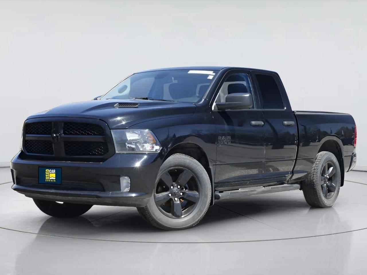 2023 RAM 1500 Classic : Apple Car Play, R.Cam, Night Edition Photo0