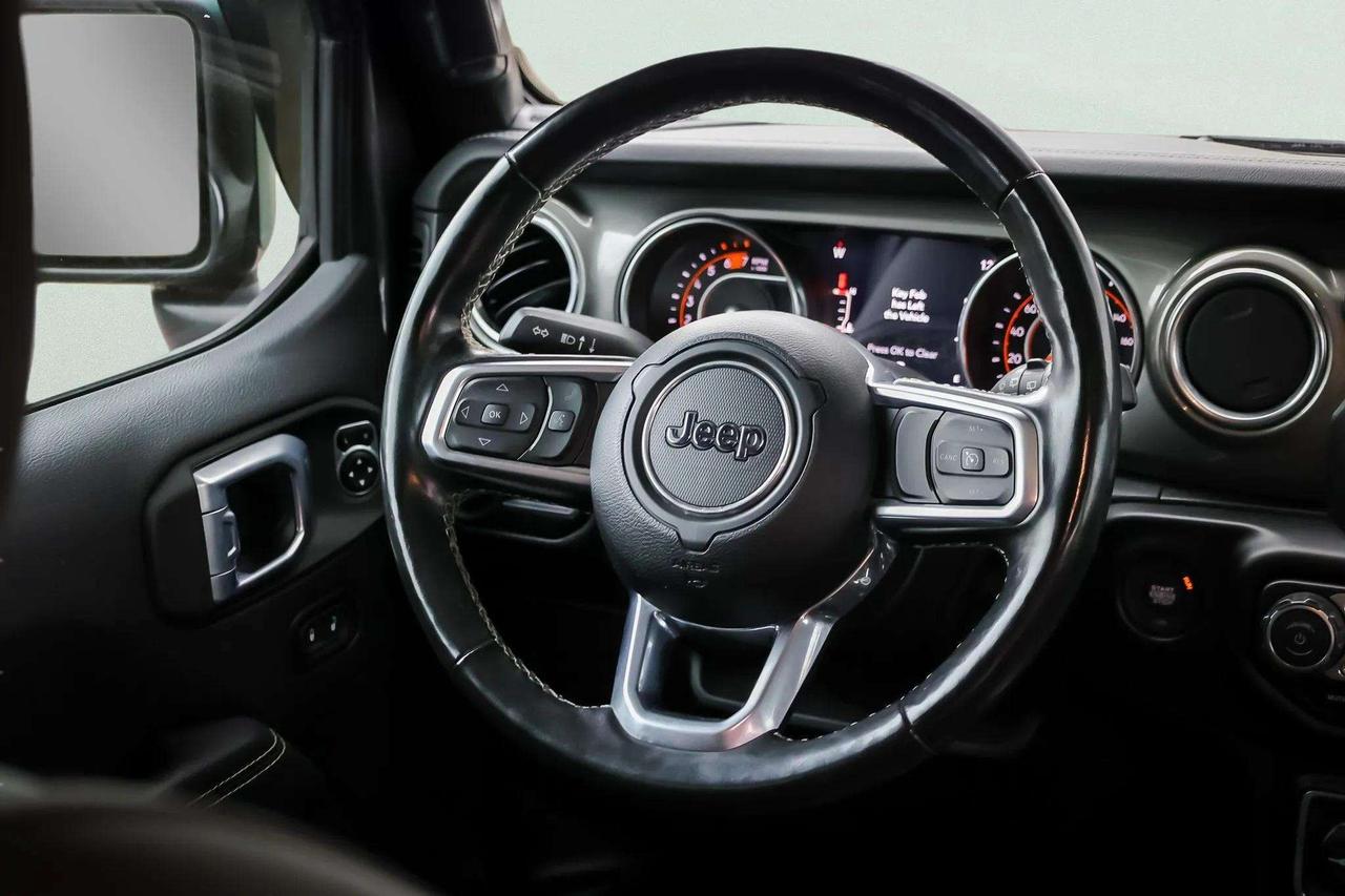 2022 Jeep Wrangler : Nav. Apple Car Play, Htd Seats, Htd Steering Photo