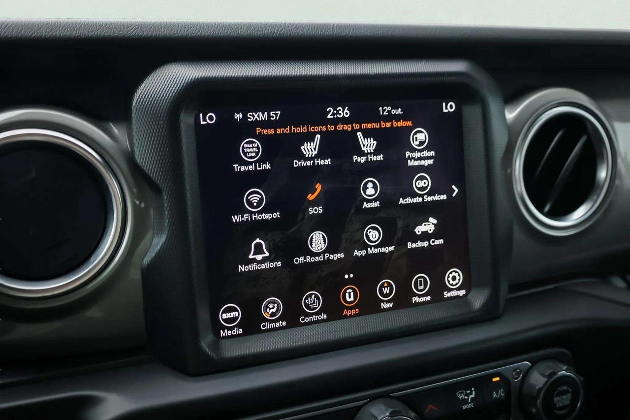 2022 Jeep Wrangler : Nav. Apple Car Play, Htd Seats, Htd Steering Photo