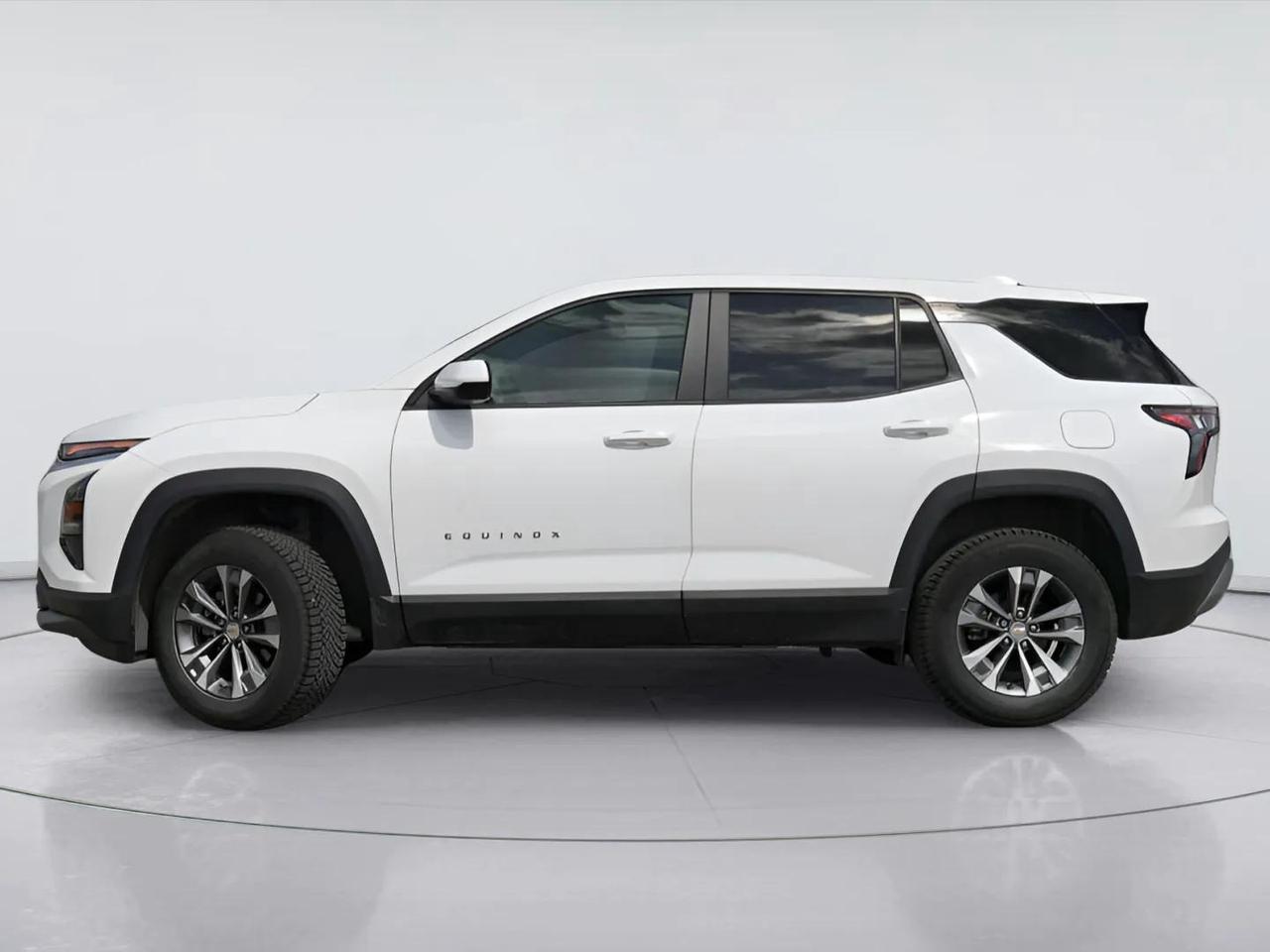 2026 Chevrolet Equinox : Apple Car Play, Htd Seats, Htd Steering Photo