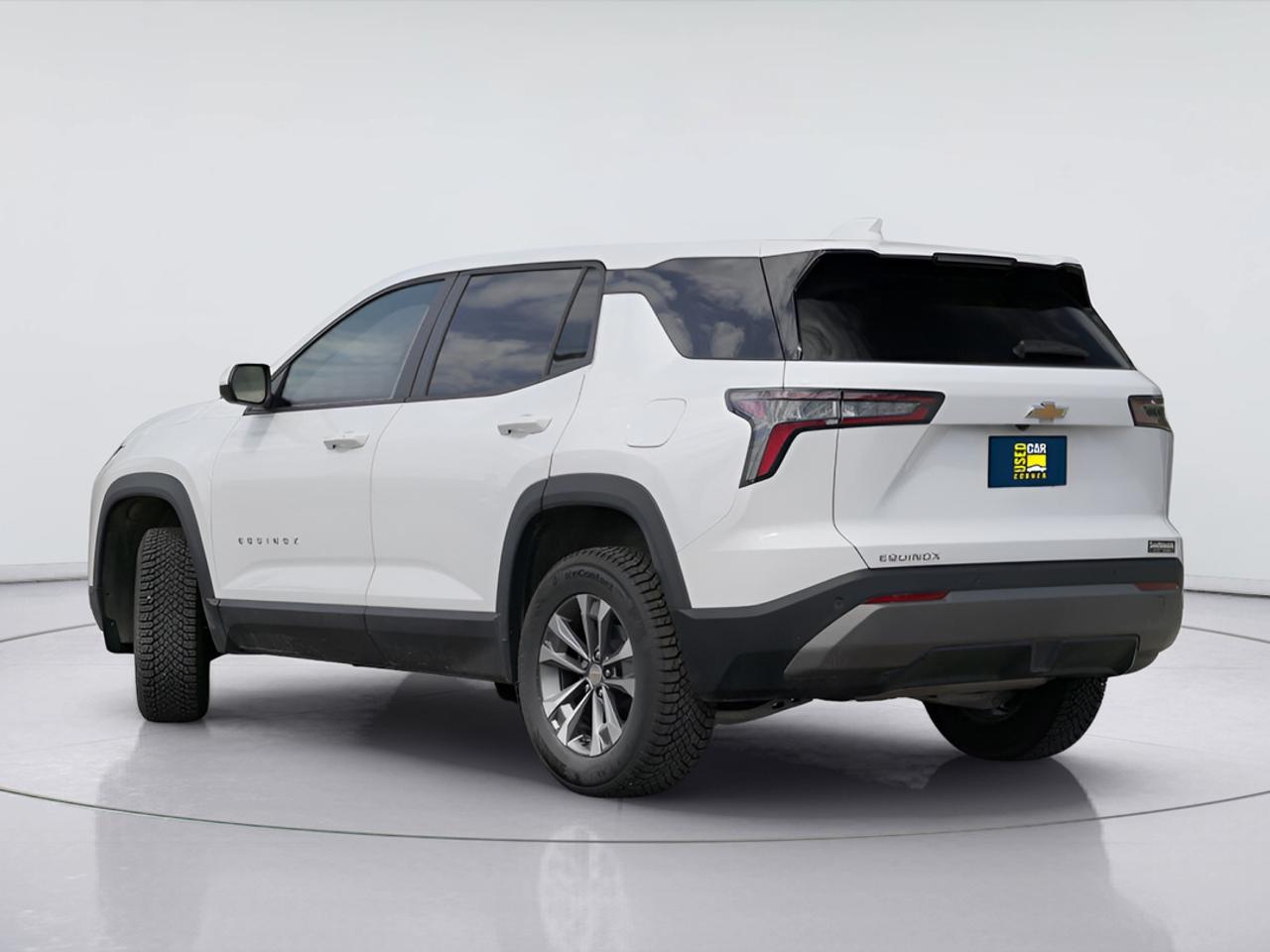 2026 Chevrolet Equinox : Apple Car Play, Htd Seats, Htd Steering Photo