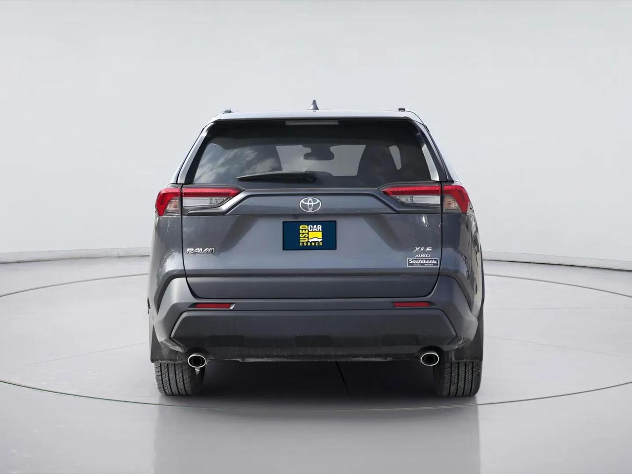 2021 Toyota RAV4 XLE AWD 2.5L Photo