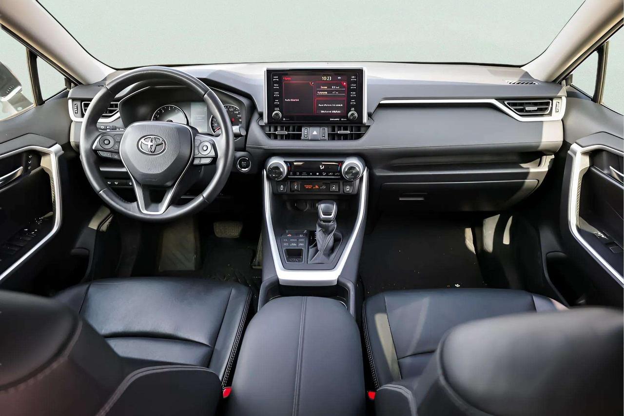 2021 Toyota RAV4 XLE AWD 2.5L Photo