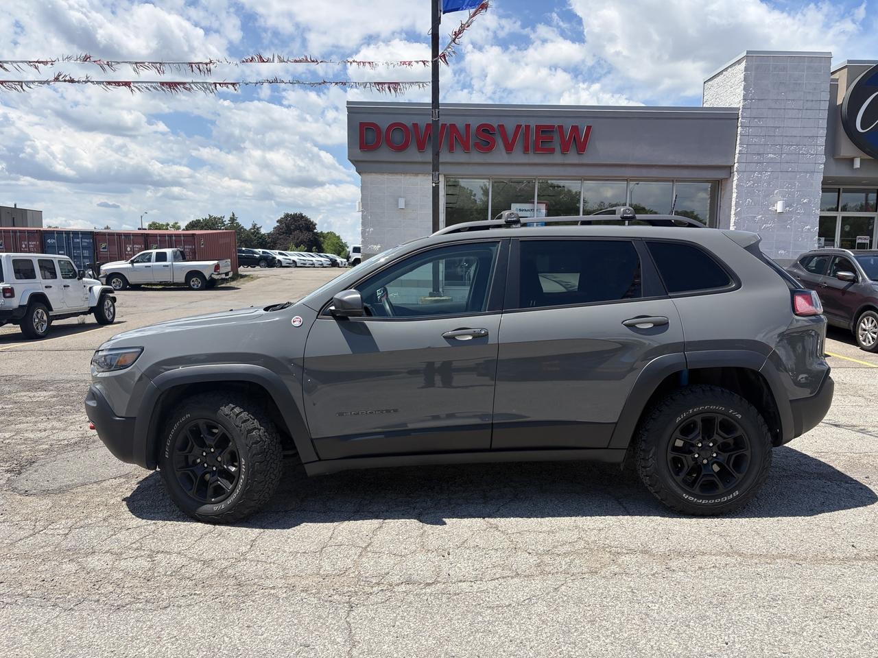 2019 Jeep Cherokee Trailhawk Elite w./ Pano Roof, Power Liftgate Photo