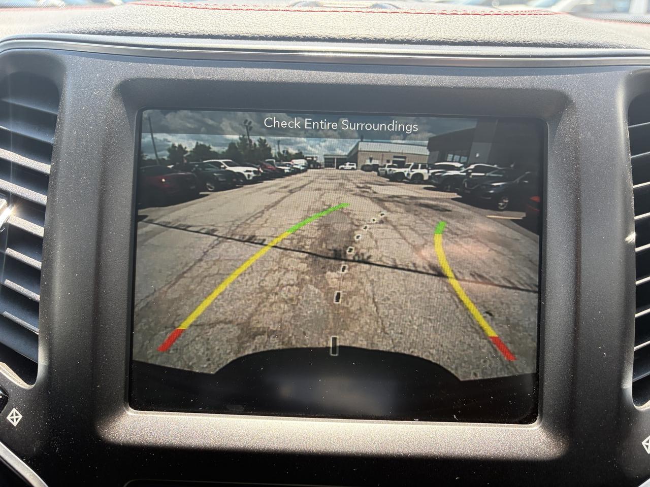 2019 Jeep Cherokee Trailhawk Elite w./ Pano Roof, Power Liftgate Photo