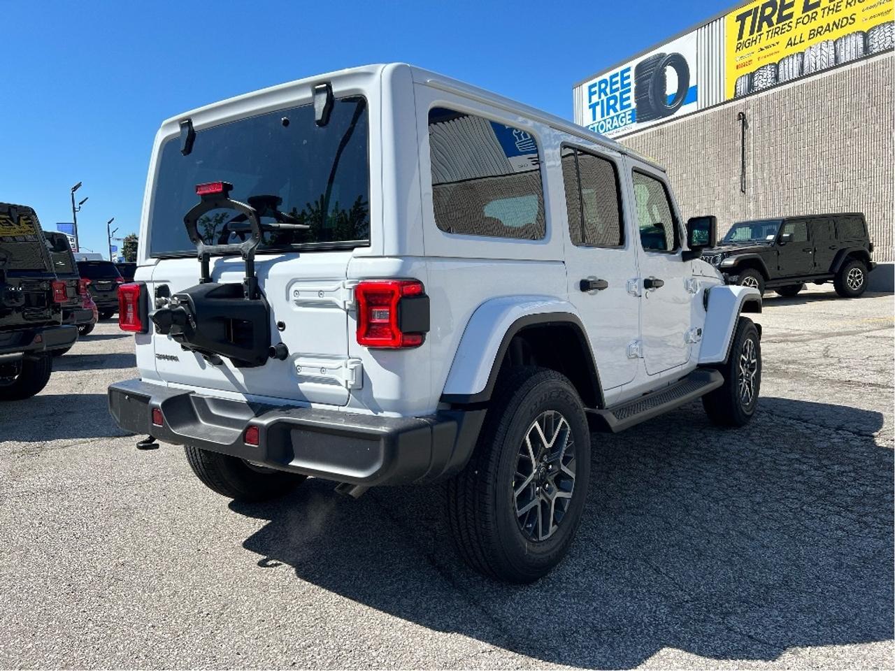 2025 Jeep Wrangler Sahara 4x4 w/Body Colour Hardtop, Side Steps Photo