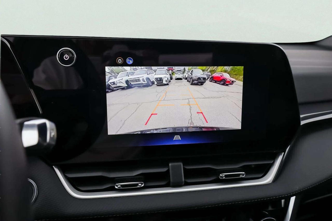2026 Chevrolet Equinox : Apple Car Play, Htd Steering, Htd Seats Photo