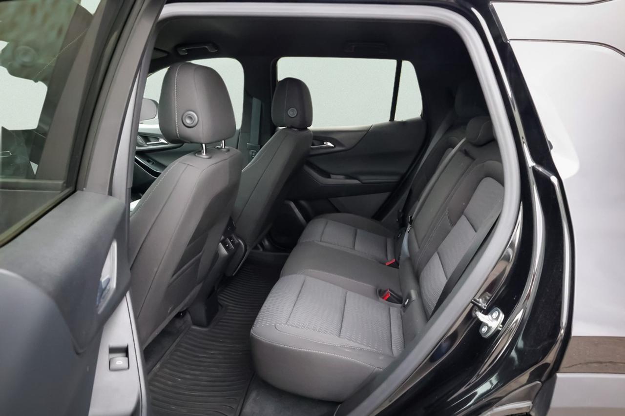 2026 Chevrolet Equinox : Apple Car Play, Htd Steering, Htd Seats Photo