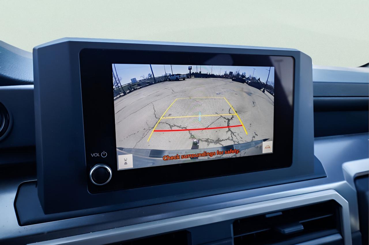 2025 Toyota Tacoma : Apple Car Play, Htd Seats, Htd Steering Photo