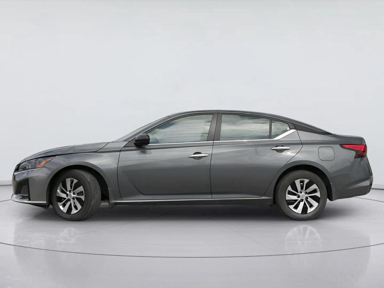 2025 Nissan Altima 2.5 S Awd Photo