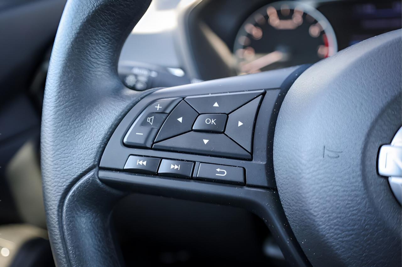 2025 Nissan Altima 2.5 S Awd Photo