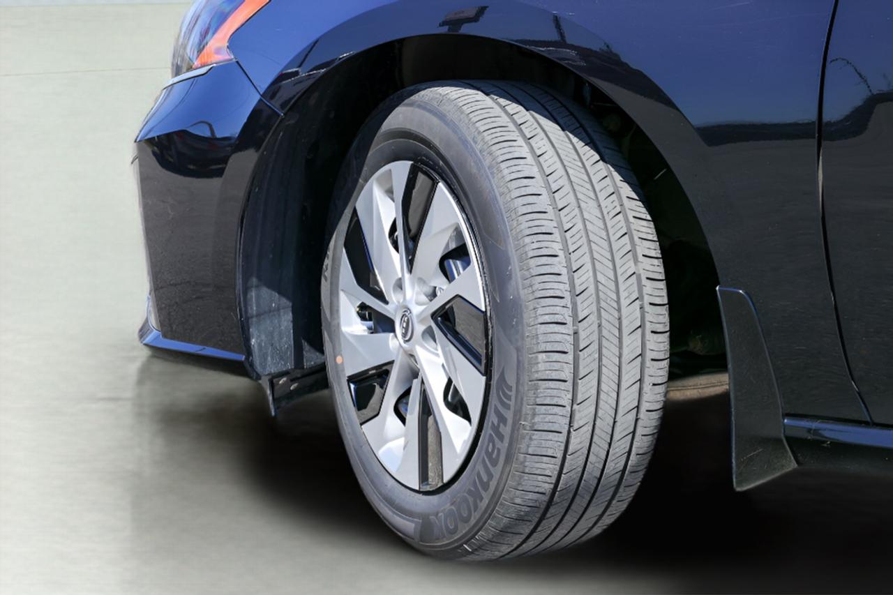2025 Nissan Altima 2.5 S Awd Photo