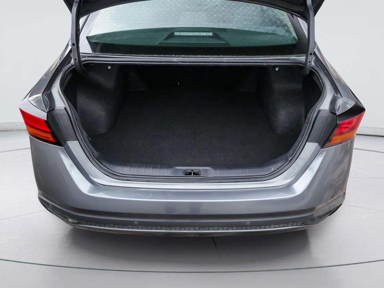2025 Nissan Altima 2.5 S Awd Photo