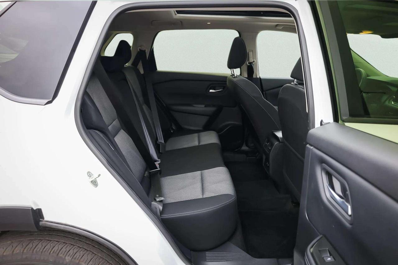 2025 Nissan Rogue  Photo