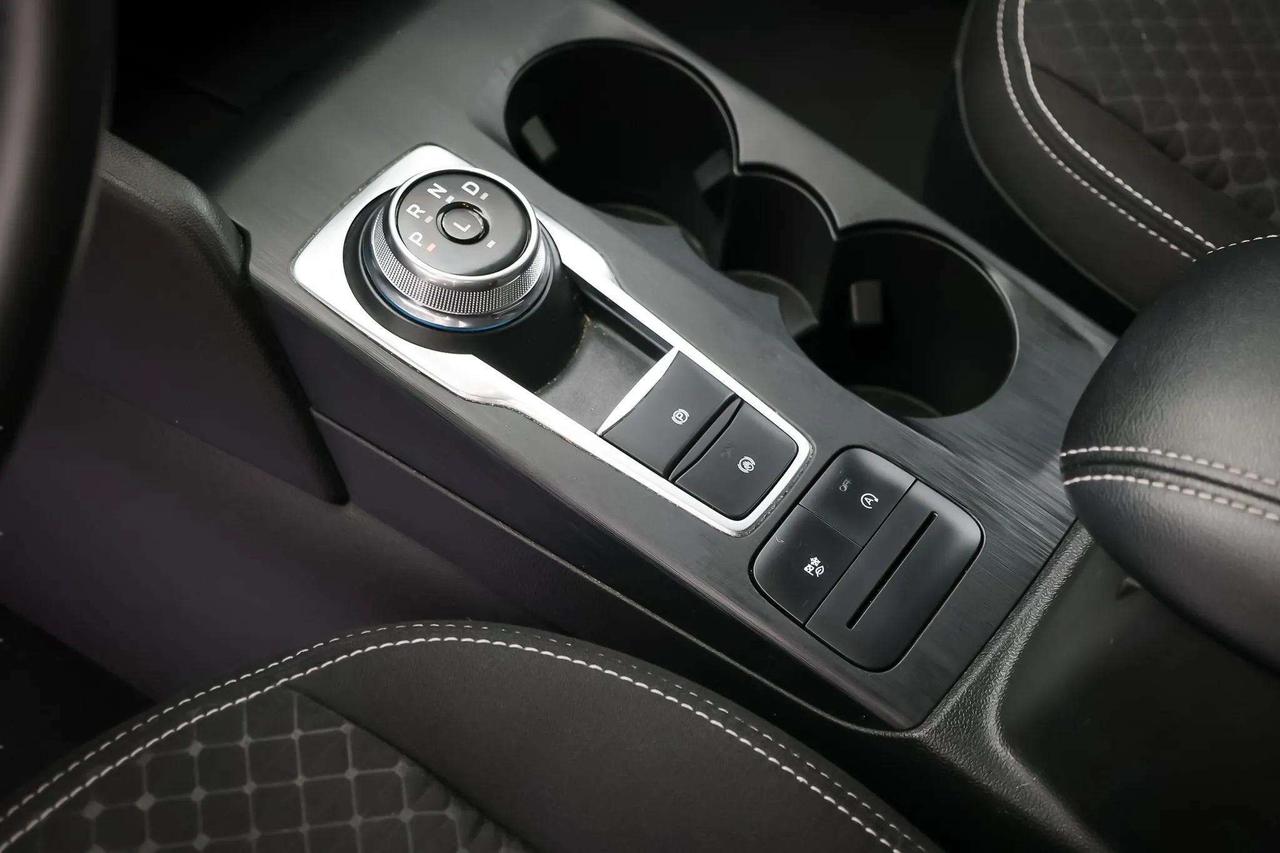 2025 Ford Escape Active AWD Photo