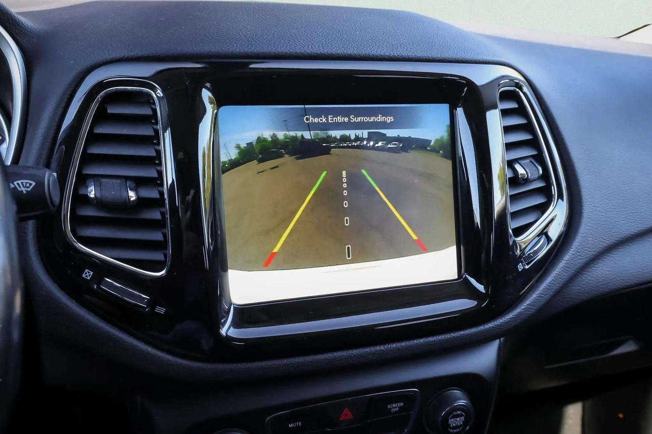 2021 Jeep Compass Limited 4WD Photo