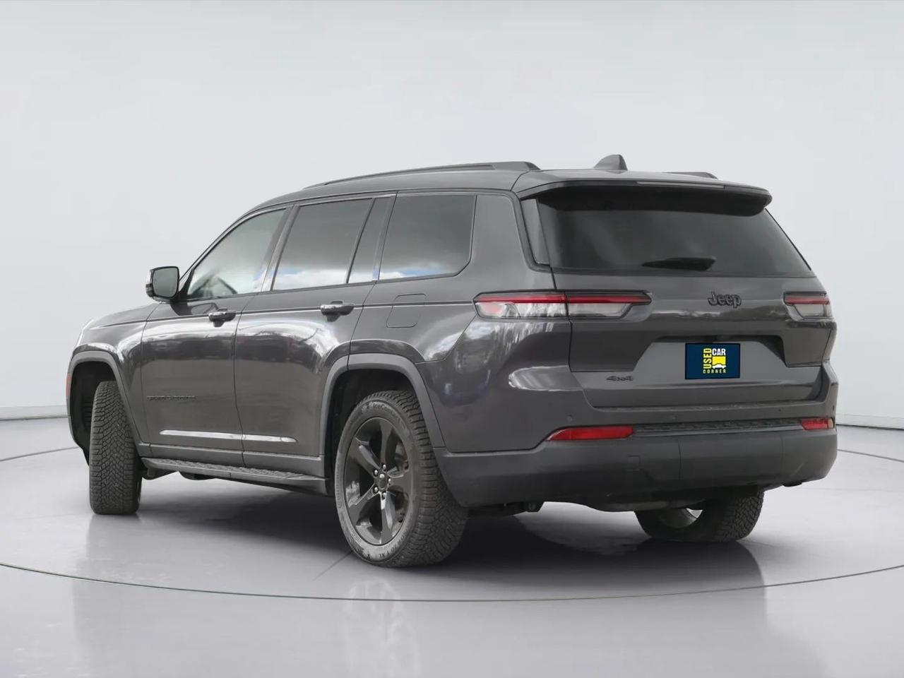 2023 Jeep Grand Cherokee L  Photo3
