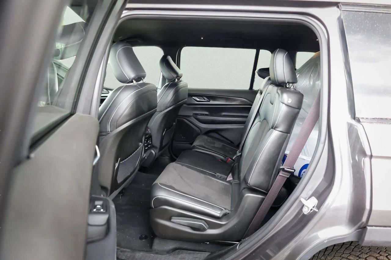 2023 Jeep Grand Cherokee L  Photo