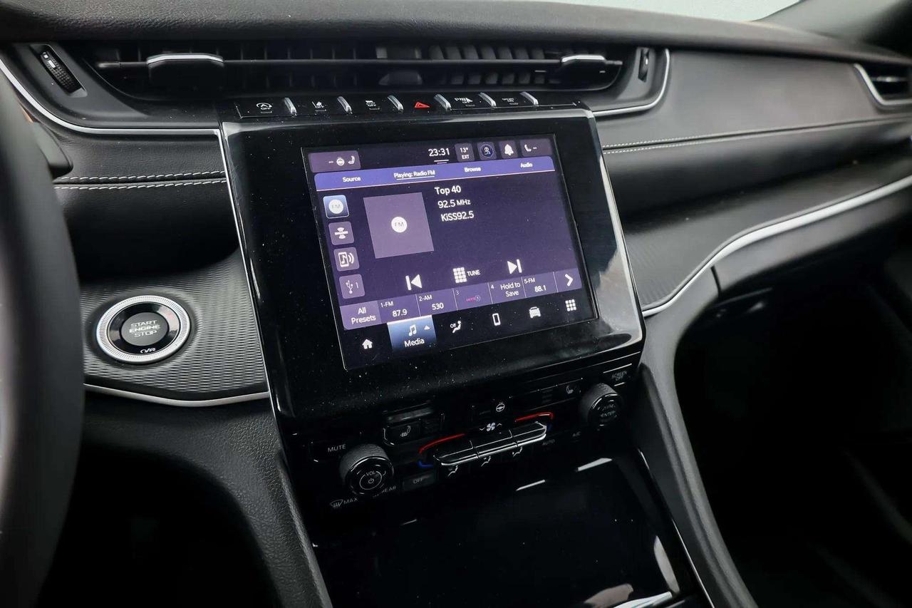 2023 Jeep Grand Cherokee L  Photo