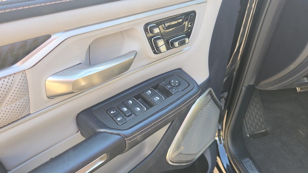 2025 RAM 1500 TUNGSTEN 3.0L 6 Photo