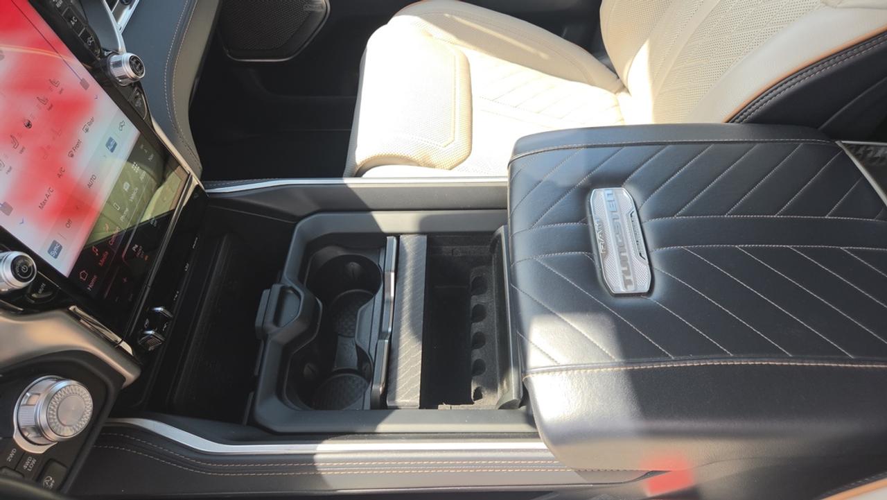 2025 RAM 1500 TUNGSTEN 3.0L 6 Photo