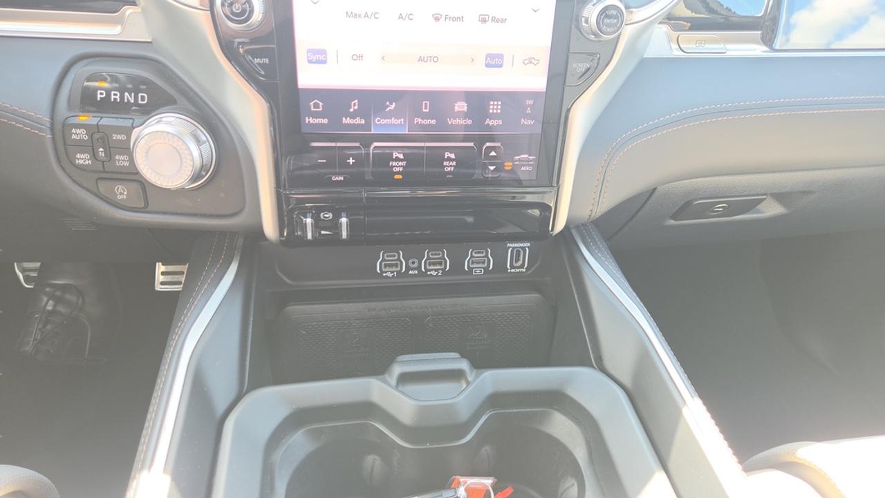 2025 RAM 1500 TUNGSTEN 3.0L 6 Photo