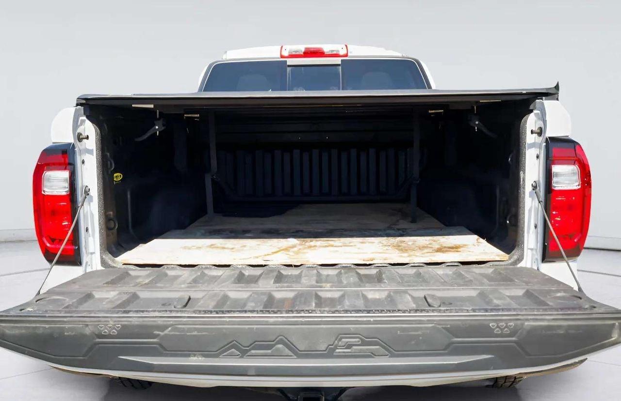 2023 GMC Canyon AT4 2.7L TURBO 4WD Photo