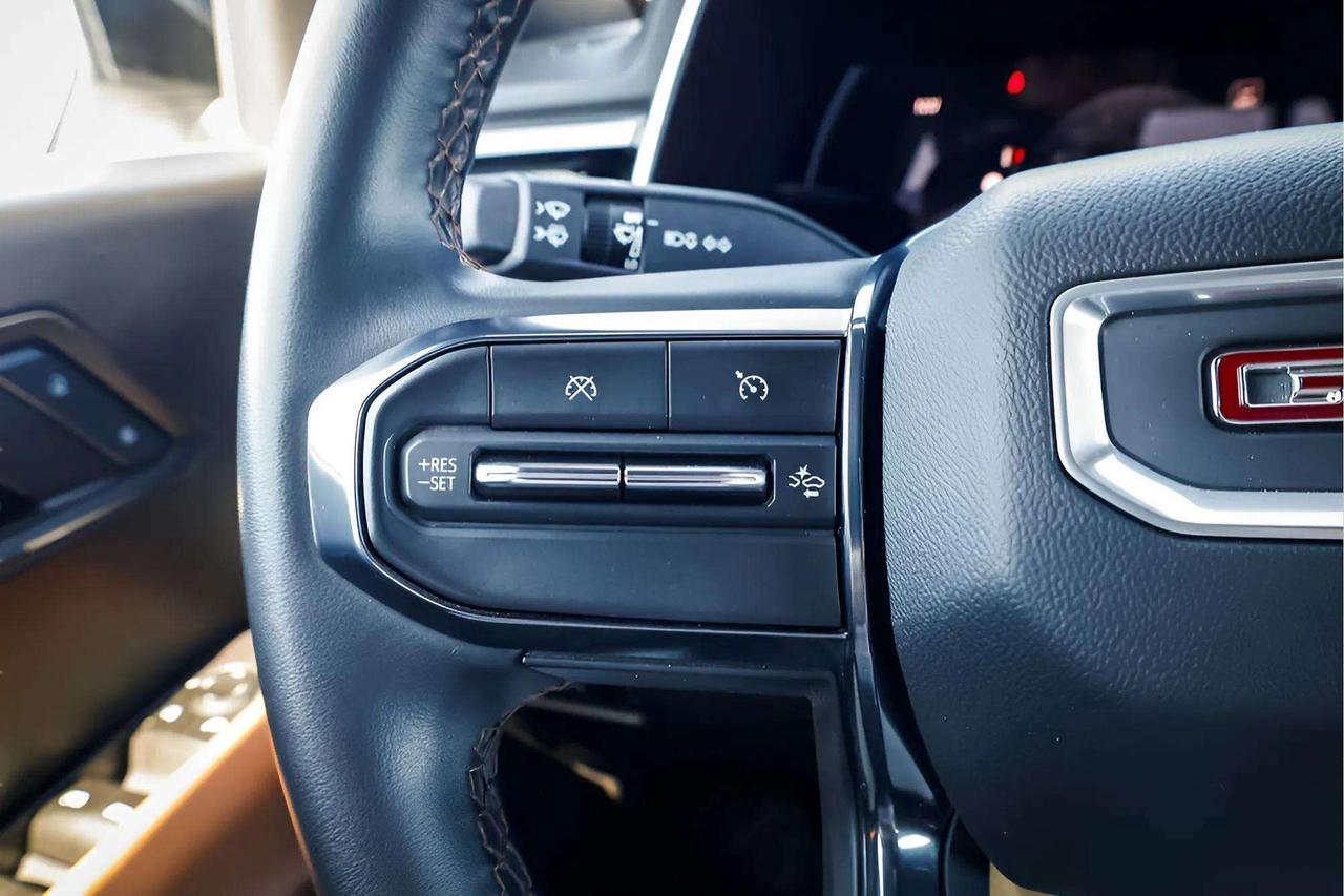 2023 GMC Canyon AT4 2.7L TURBO 4WD Photo