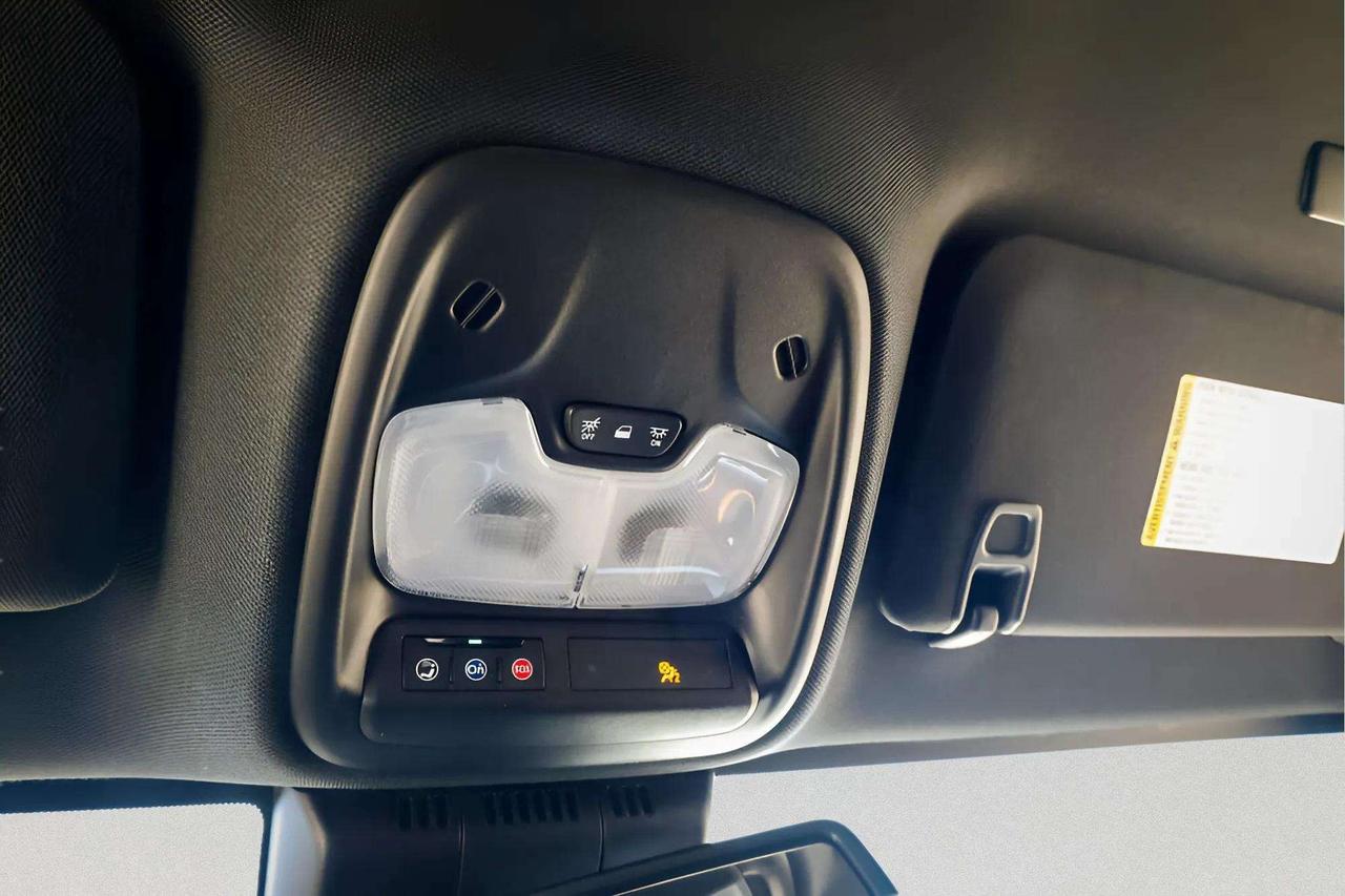 2023 GMC Canyon AT4 2.7L TURBO 4WD Photo