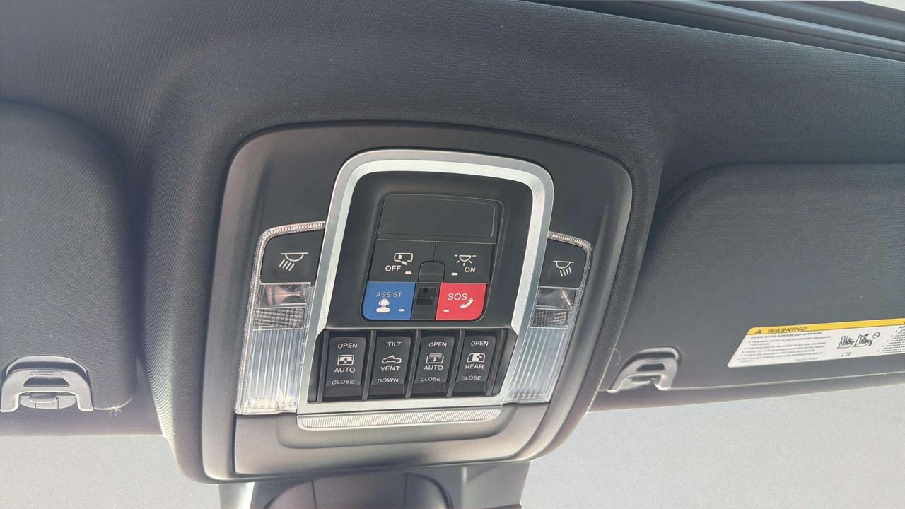 2022 RAM 1500 SPORT 5.7L V8 Photo