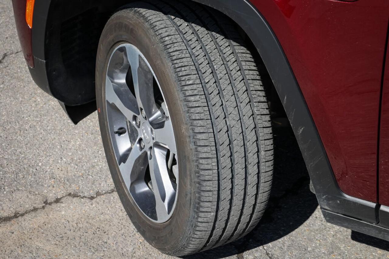 2022 Jeep Grand Cherokee 4xe  Photo