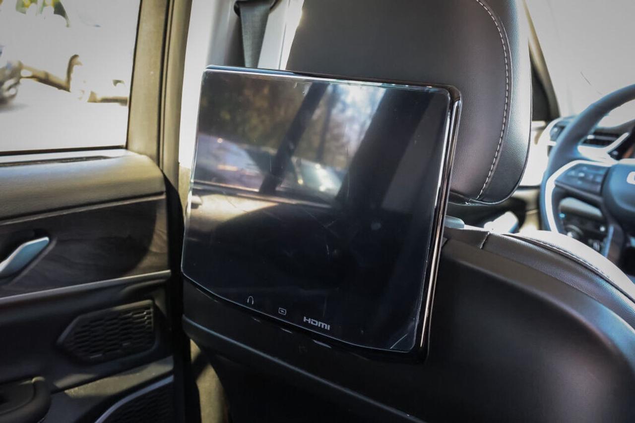 2022 Jeep Grand Cherokee 4xe  Photo