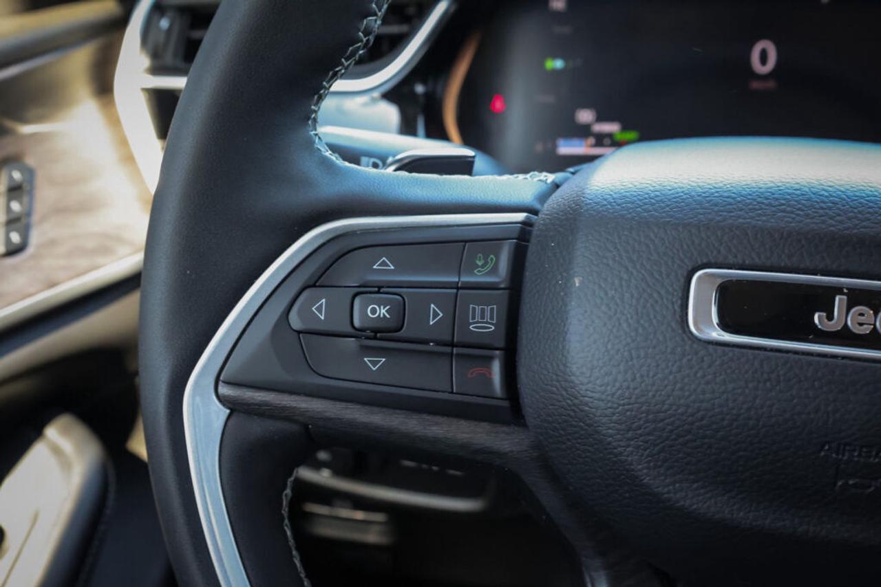 2022 Jeep Grand Cherokee 4xe  Photo
