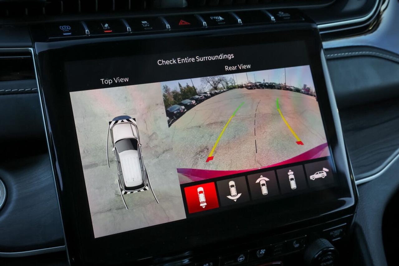 2022 Jeep Grand Cherokee 4xe  Photo