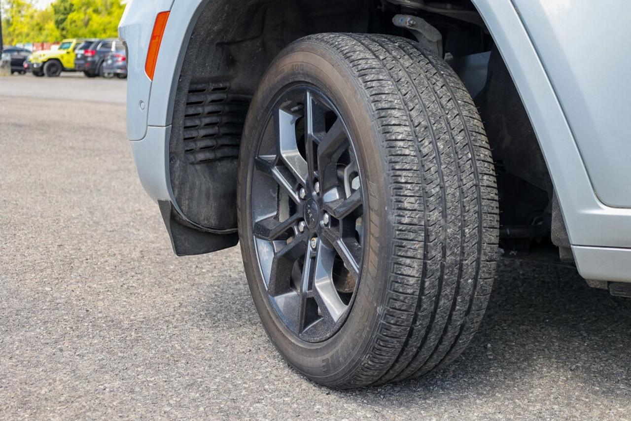 2023 Jeep Grand Cherokee 4xe  Photo