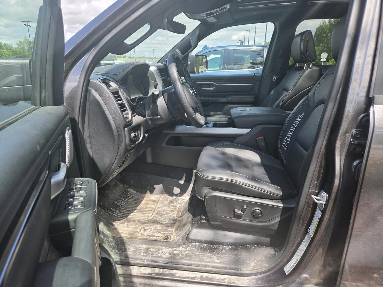 2025 RAM 1500  Photo