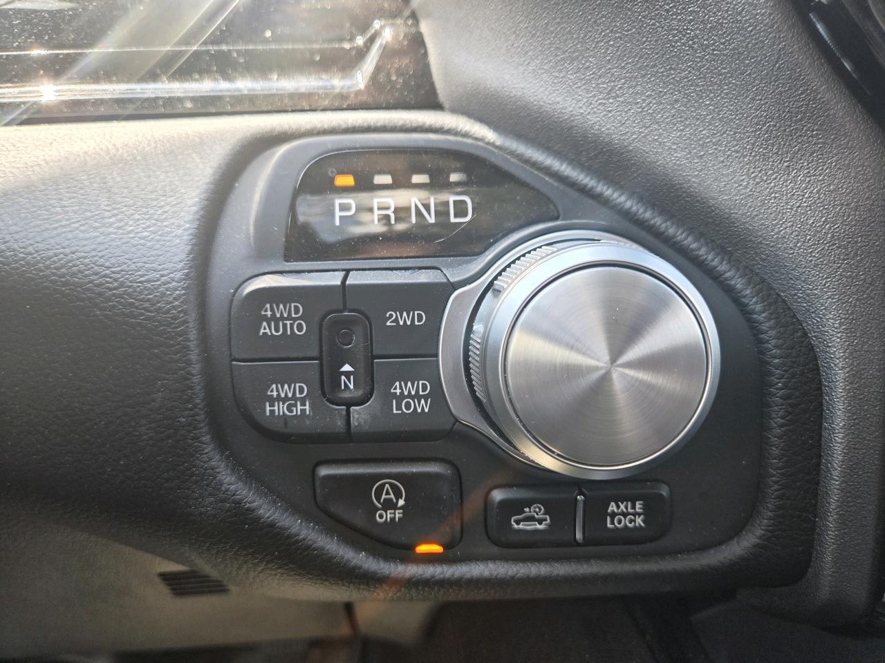 2025 RAM 1500  Photo