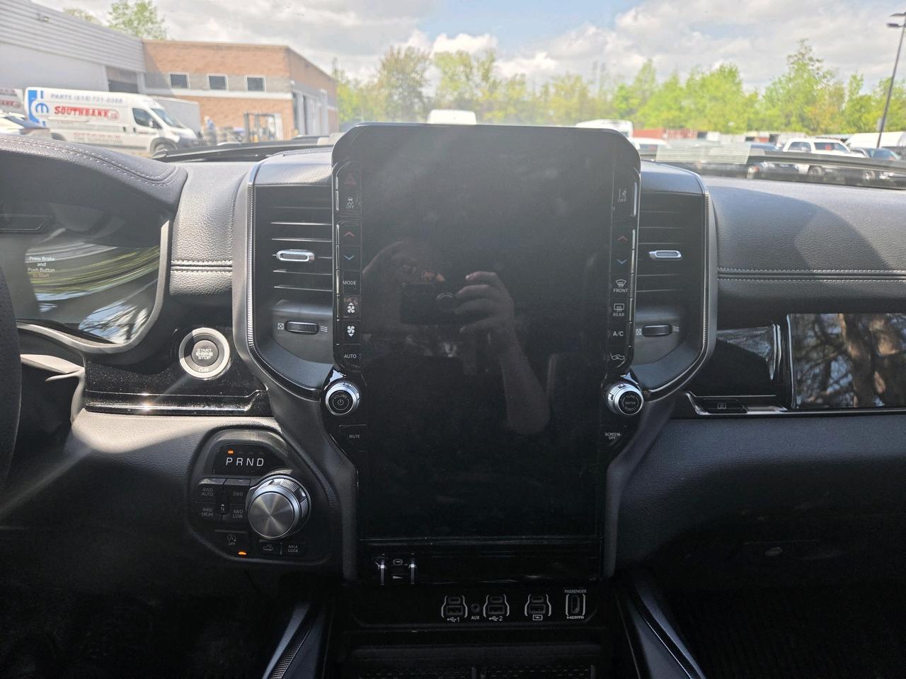 2025 RAM 1500  Photo