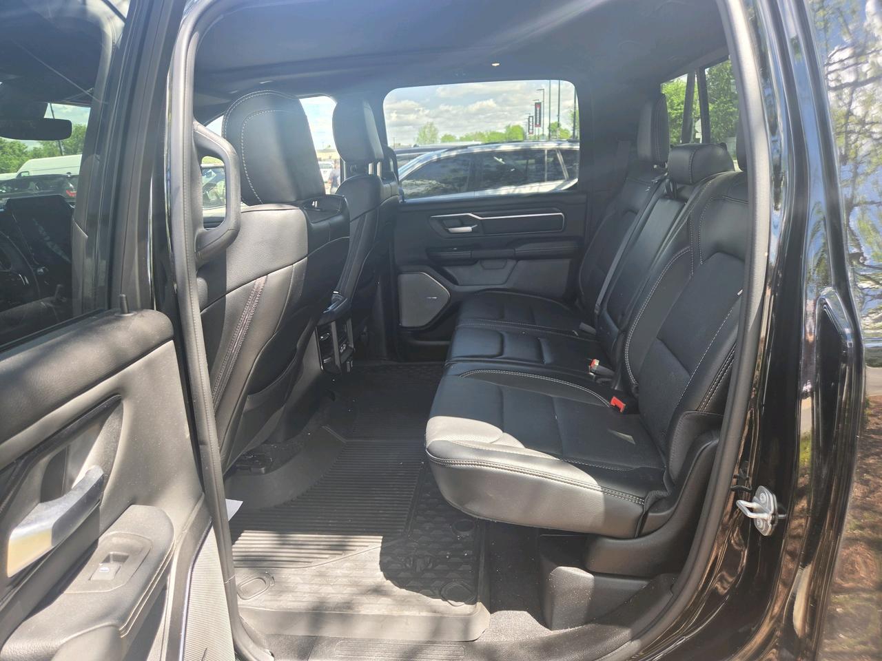 2025 RAM 1500  Photo