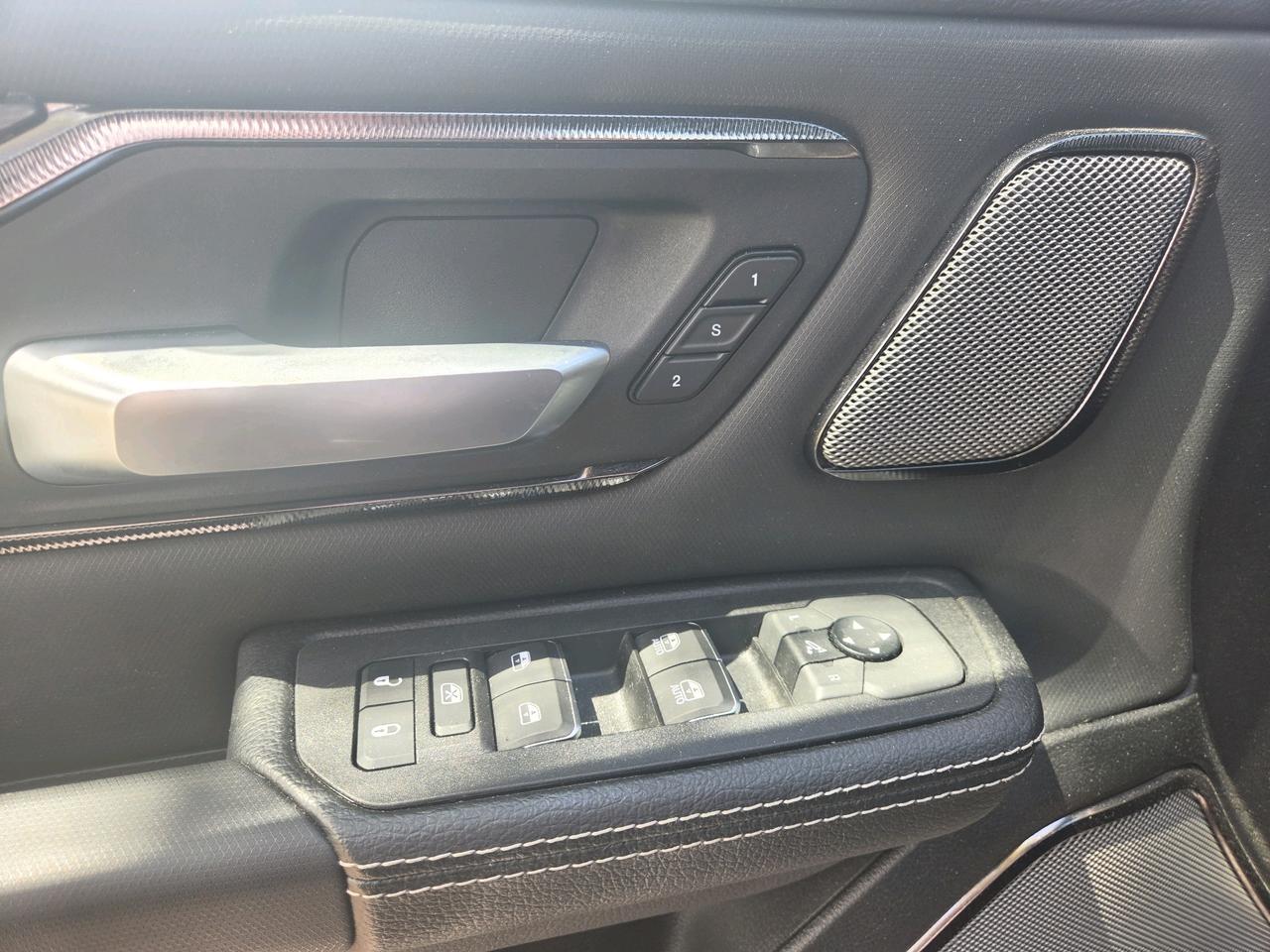 2025 RAM 1500  Photo