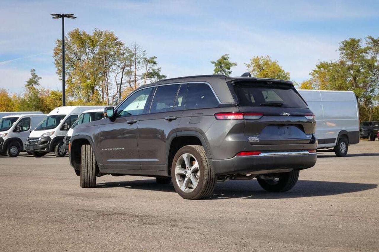 2025 Jeep Grand Cherokee Limited Photo